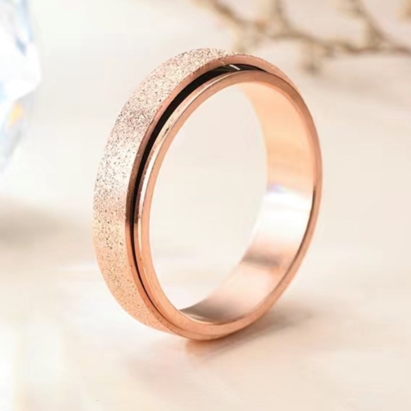 Rose Gold Sparkly Anxiety Fidget Spinner Ring - Picture 2 of 5